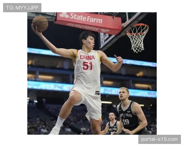 杨瀚森如何在开拓者守强攻弱阵容中成为关键战术枢纽分析 杨瀚森如何在开拓者守强攻弱阵容中成为关键战术枢纽分析