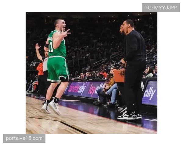 布朗30分准三双，赛后强调防守是赢球根基