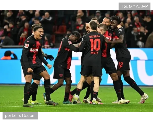 德甲冬歇期前关键冲刺,保级区生死较量与争冠集团卡位并行 德甲冬歇期前关键冲刺,保级区生死较量与争冠集团卡位并行